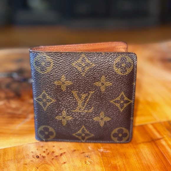 Louis Vuitton Other - Louis Vuitton men’s monogram, brown bifold wallet vintage